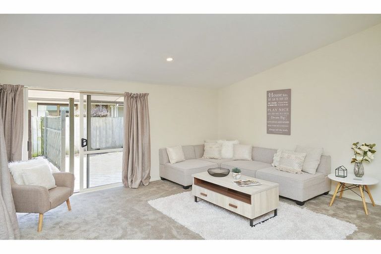 Photo of property in 6 Treffers Avenue, Rangiora, 7400