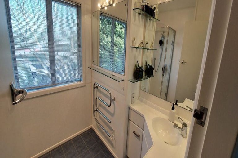 Photo of property in 45 Riverhills Avenue, Pakuranga Heights, Auckland, 2010