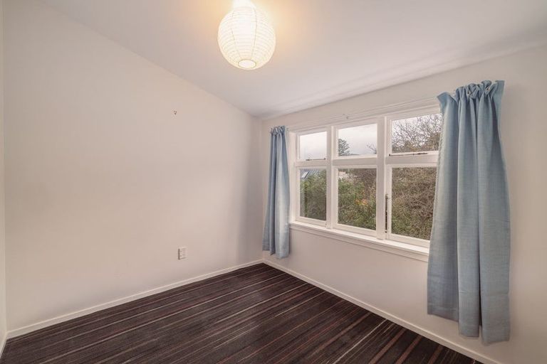 Photo of property in 45 Oxford Street, Lyttelton, 8082