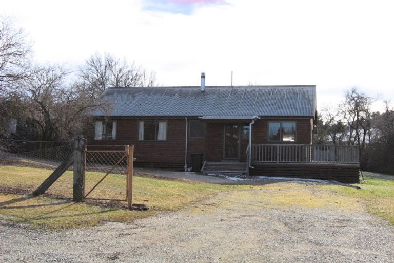 Photo of property in 2 Carron Street, Naseby, 9396