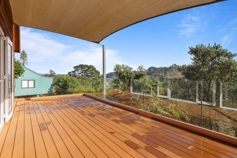 Photo of property in 55 Pemberton Avenue, Bayview, Auckland, 0629