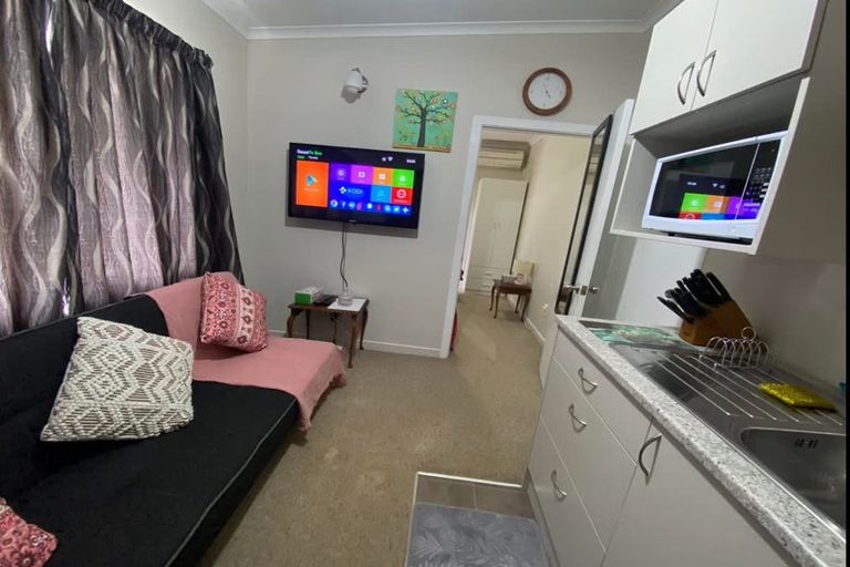 Photo of property in 8 Defoe Avenue, Hillcrest, Hamilton, 3216