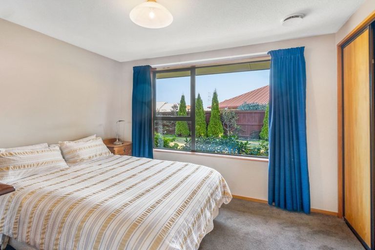 Photo of property in 20 Takaro Avenue, Sockburn, Christchurch, 8042