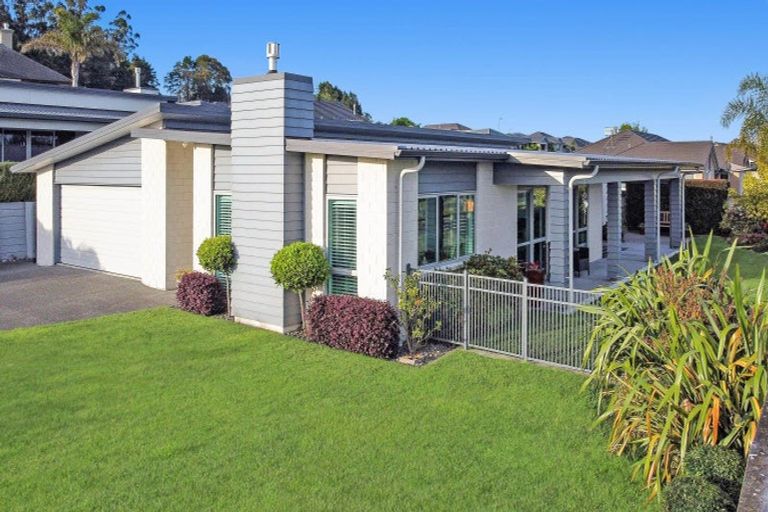 Photo of property in 6 Louise Drive, Ohauiti, Tauranga, 3112