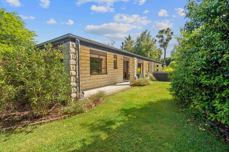 Photo of property in 6 Kowhai Drive, Darfield, 7510