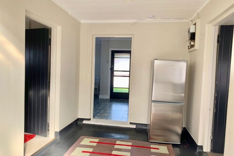 Photo of property in 72 Leslie Street, Waitara, 4320