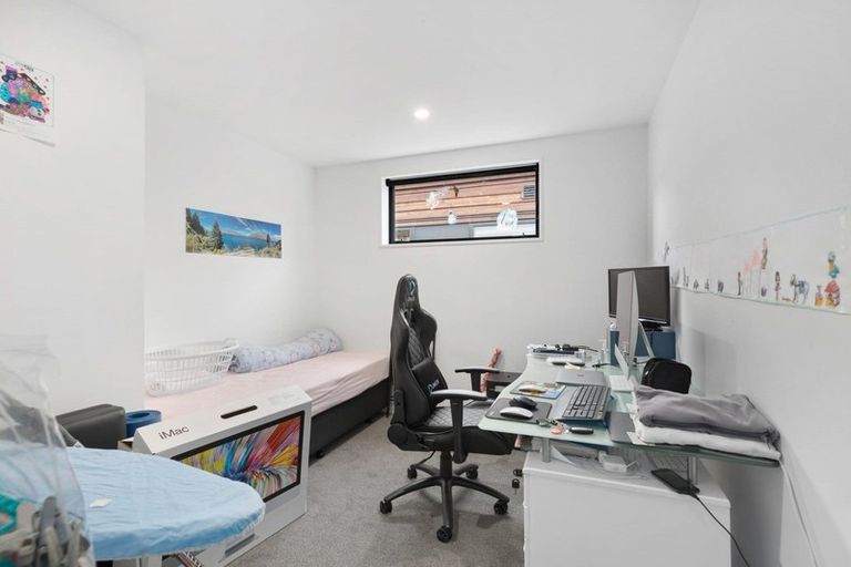 Photo of property in 23 Lauder Street, Lake Hayes, Queenstown, 9304