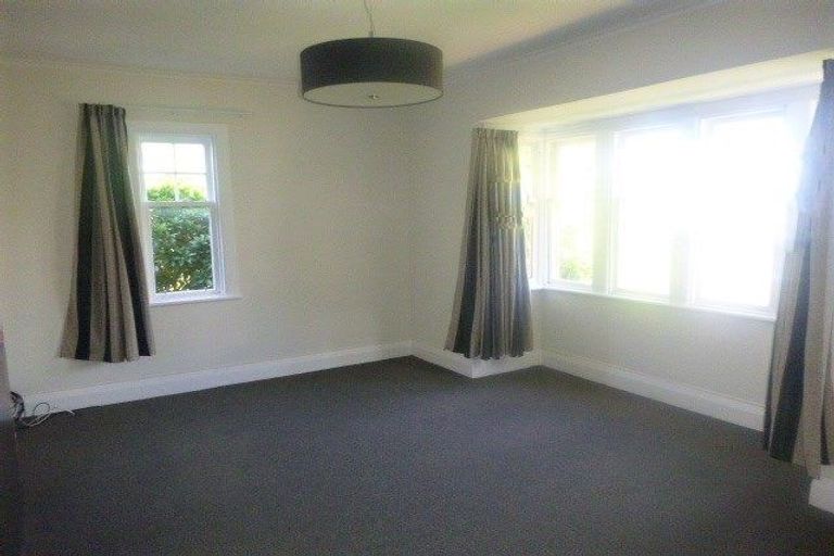 Photo of property in 17 Rakau Road, Hataitai, Wellington, 6021