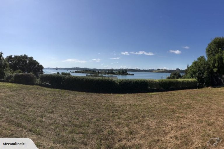 Photo of property in 63 Rangitane Loop Road, Kerikeri, 0294