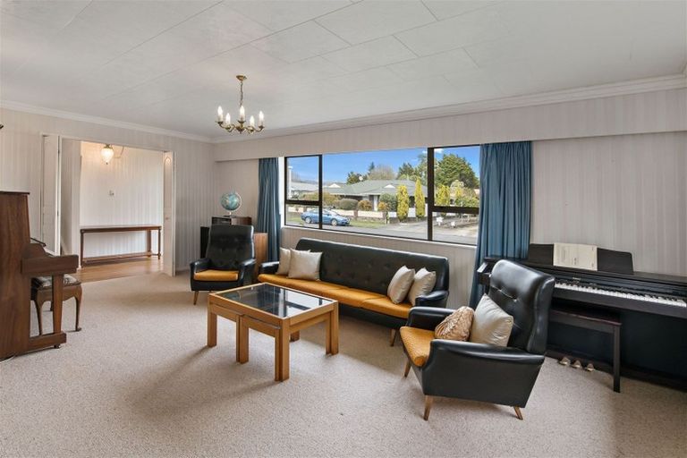 Photo of property in 69 Highbury Drive, Levin, 5510