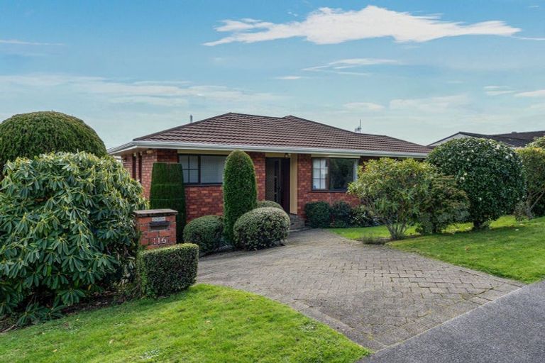 Photo of property in 116 Winara Avenue, Waikanae, 5036