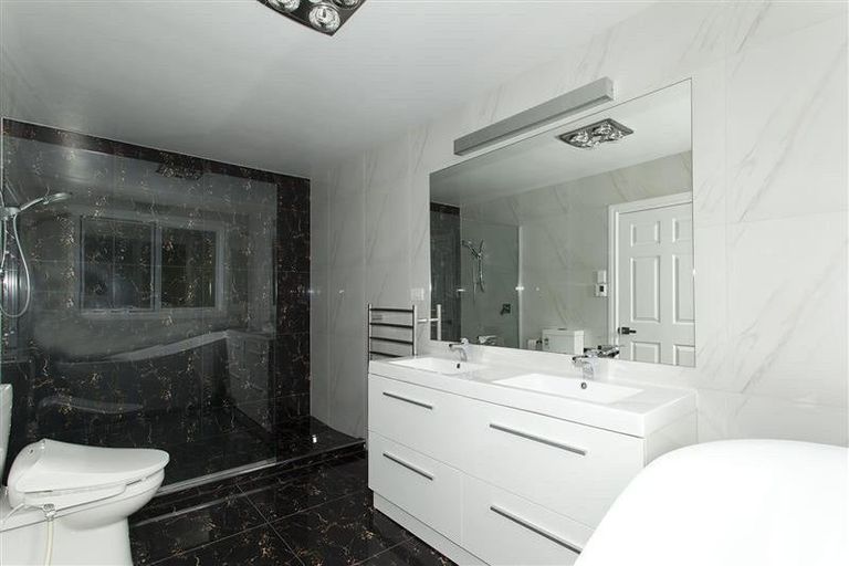 Photo of property in 220 Gills Road, Albany Heights, Auckland, 0632