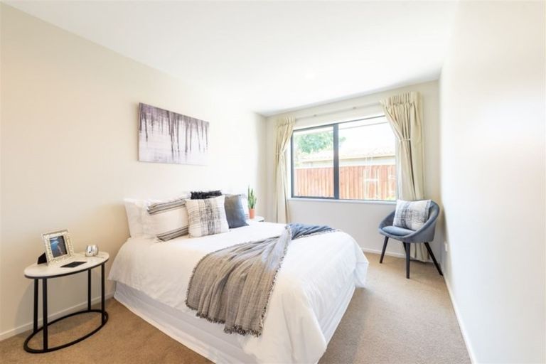 Photo of property in 3b Dickson Crescent, Hornby, Christchurch, 8042