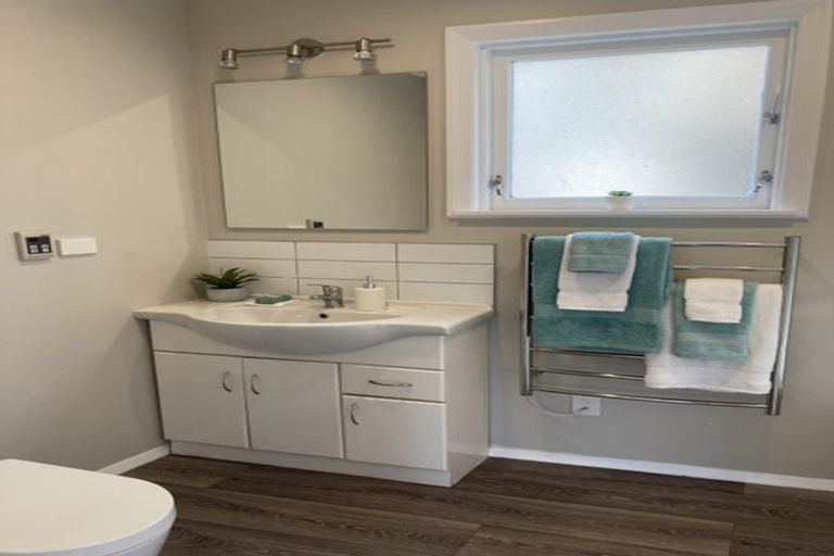 Photo of property in 156 Paremata Road, Paremata, Porirua, 5024