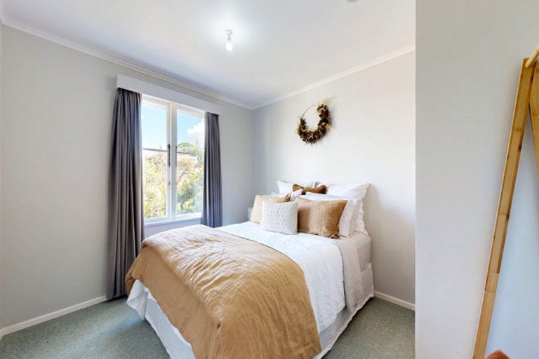 Photo of property in 110 Brunton Crescent, Thames, 3500