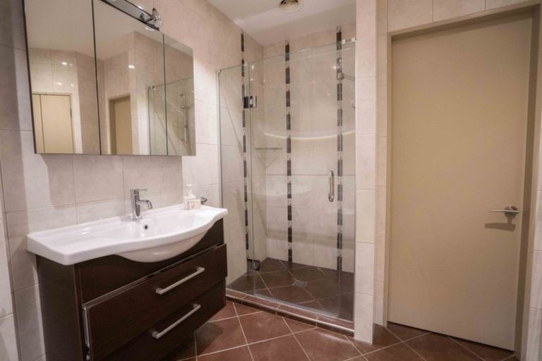 Photo of property in Stadium Garden Flats, 401/107 Thorndon Quay, Pipitea, Wellington, 6011