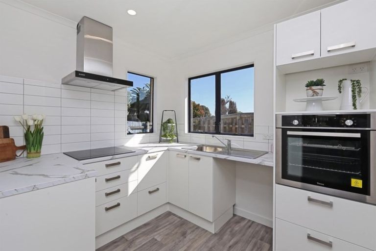 Photo of property in 1/800 Miller Street, Hastings, 4122