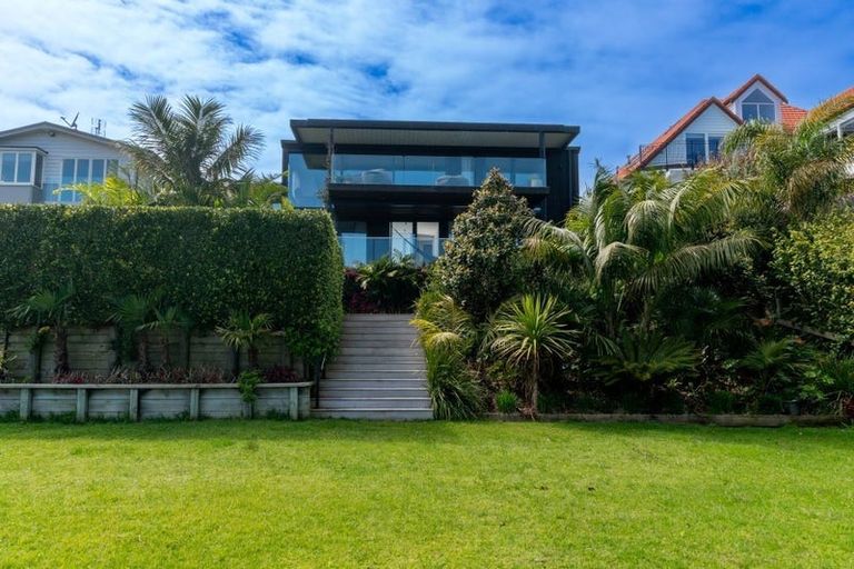 Photo of property in 306a Hurstmere Road, Takapuna, Auckland, 0622