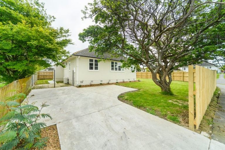 Photo of property in 2 Forth Terrace, Roslyn, Palmerston North, 4414