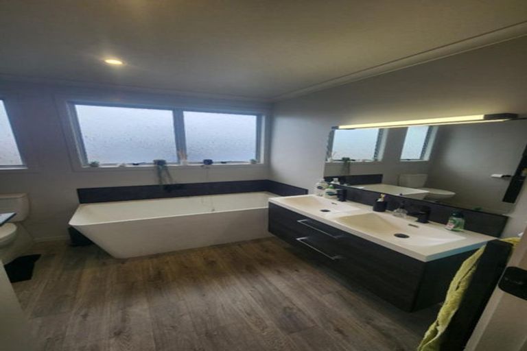 Photo of property in 168 Brecon Road, Stratford, 4332