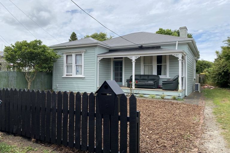 Photo of property in 8 Field Street, Aramoho, Whanganui, 4500