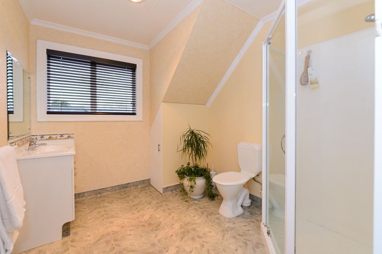 Photo of property in 45 Kentucky Way, Awapuni, Palmerston North, 4412