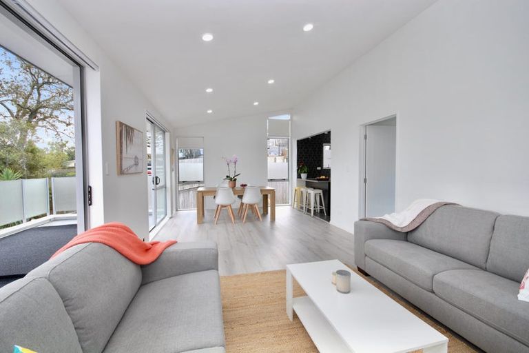 Photo of property in 21a Kia Ora Road, Beach Haven, Auckland, 0626