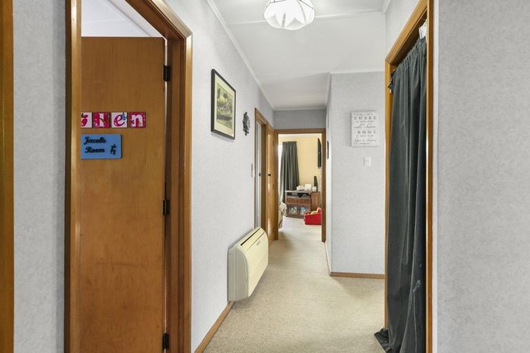 Photo of property in 324 Brockville Road, Brockville, Dunedin, 9011