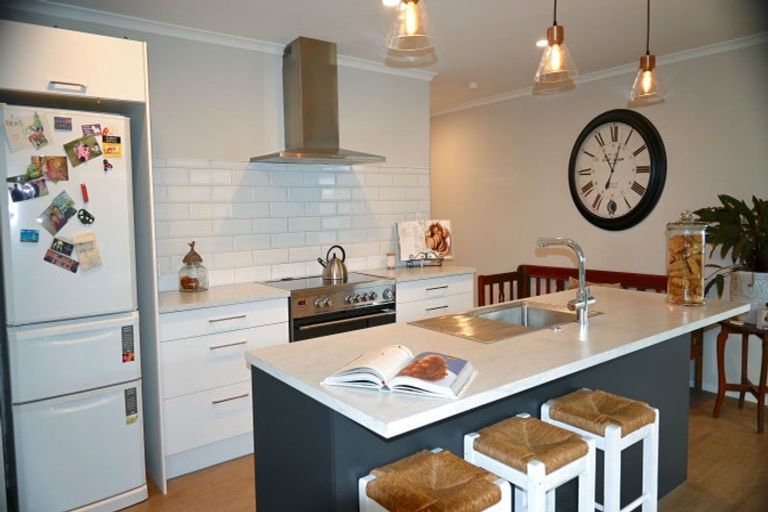 Photo of property in 3 Hurunui Drive, Te Awa, Napier, 4110