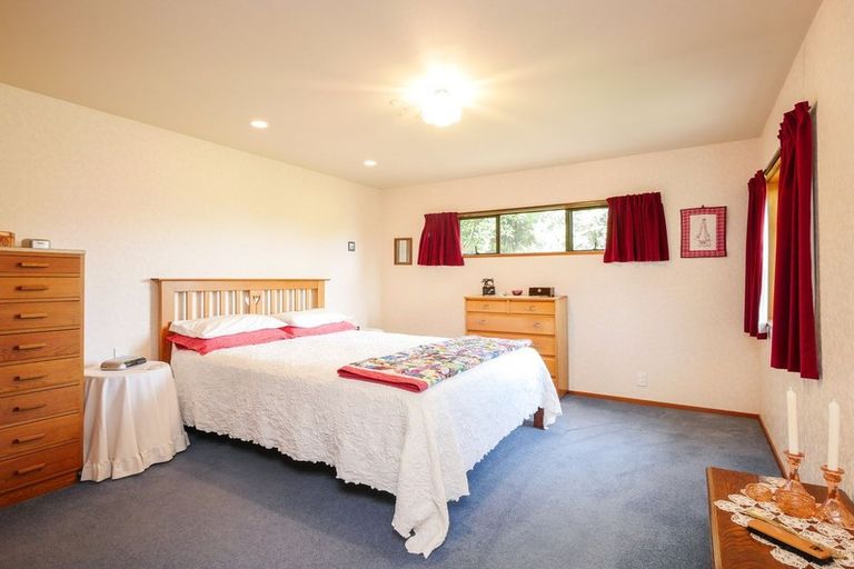 Photo of property in 6 Peel Street, Allanton, Mosgiel, 9092