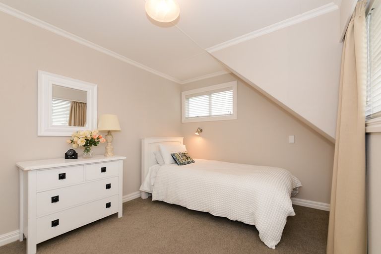 Photo of property in 45 Kentucky Way, Awapuni, Palmerston North, 4412