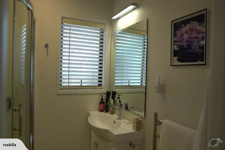 Photo of property in 12 Waitaki Way, Poraiti, Napier, 4112