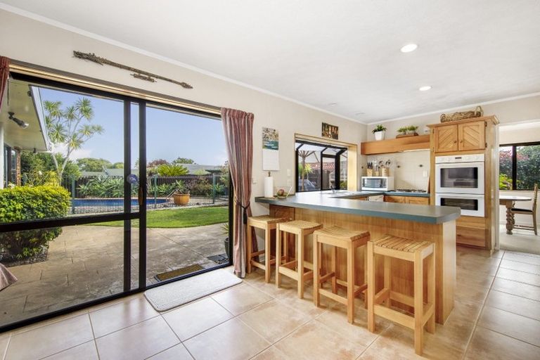 Photo of property in 3 Carlinka Place, Conifer Grove, Takanini, 2112