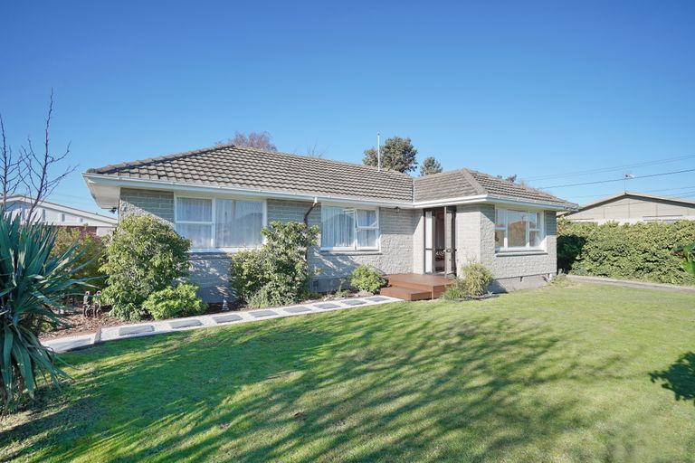 Photo of property in 84 Eureka Street, Aranui, Christchurch, 8061