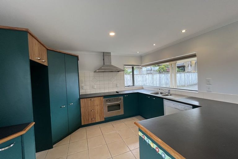 Photo of property in 14 Clavoy Place, East Tamaki, Auckland, 2016