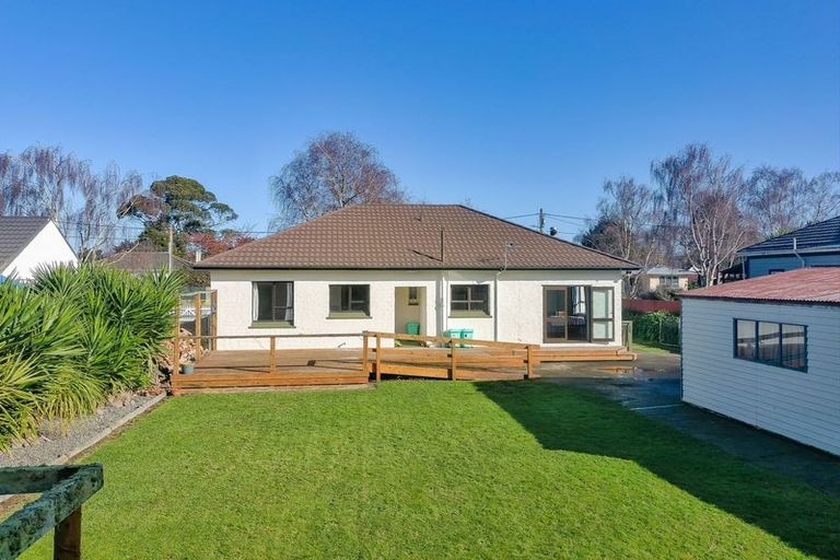 Photo of property in 16 Quick Avenue, Aramoho, Whanganui, 4500