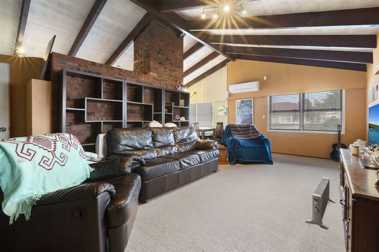 Photo of property in 4 Arthur Place, Opaheke, Papakura, 2113