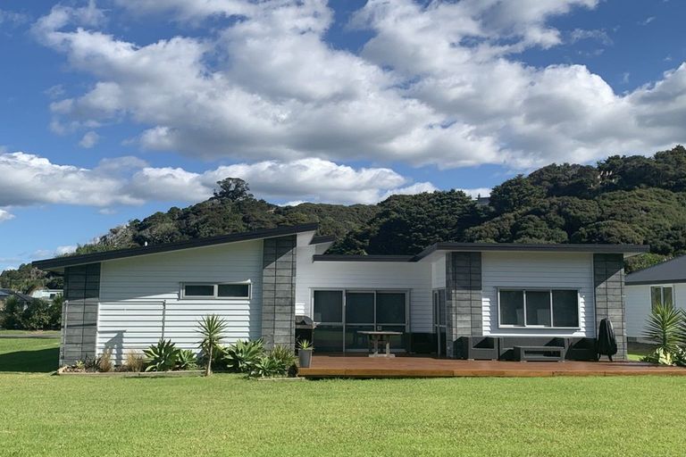 Photo of property in 6 Platinum Place, Matapouri, Whangarei, 0173
