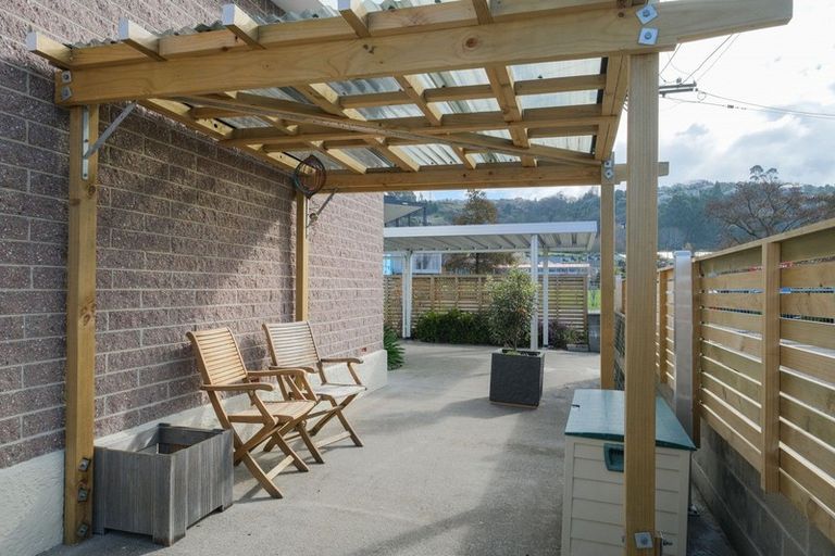 Photo of property in 1 Josephine Street, Caversham, Dunedin, 9012