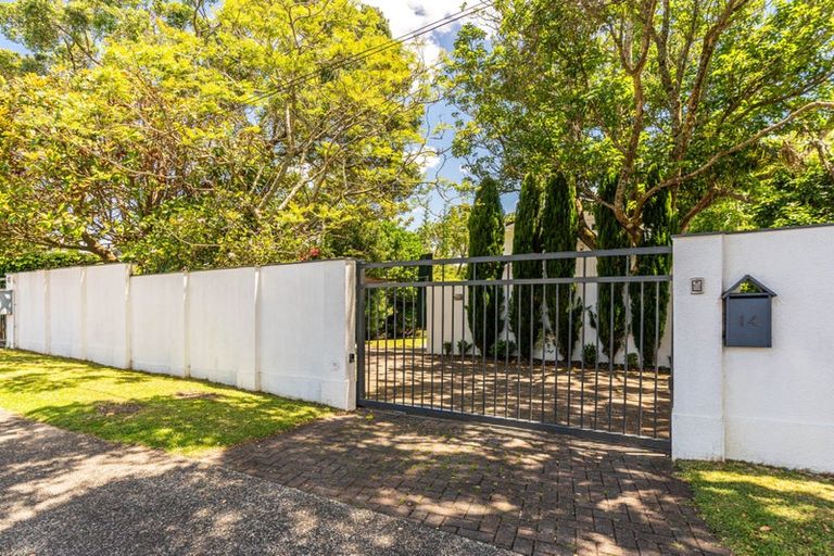 Photo of property in 1/14 Maritime Terrace, Birkenhead, Auckland, 0626