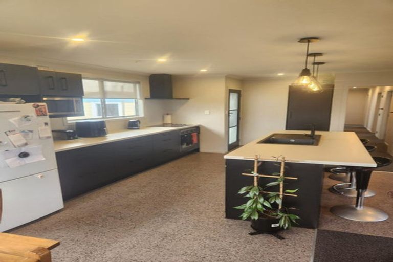 Photo of property in 168 Brecon Road, Stratford, 4332