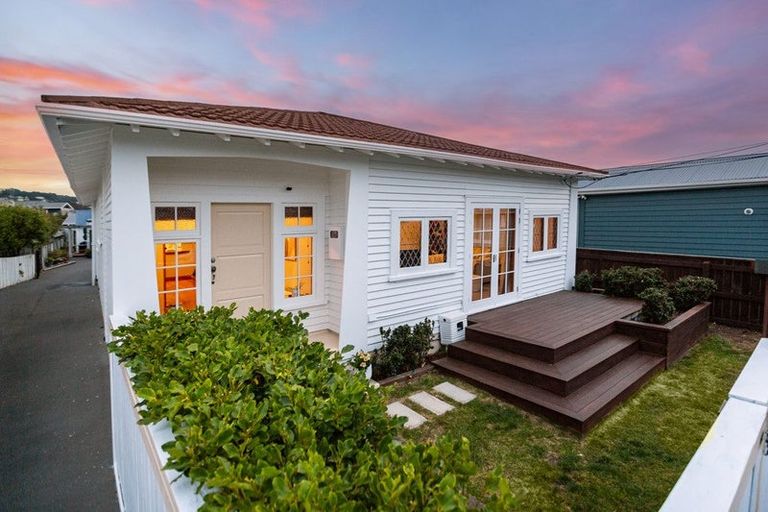 Photo of property in 10 Chelsea Street, Miramar, Wellington, 6022