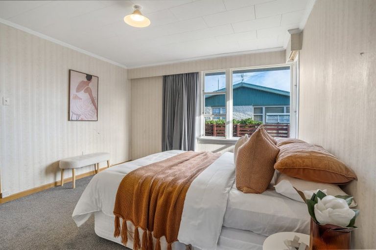Photo of property in 326 Great North Road, Winton, 9720
