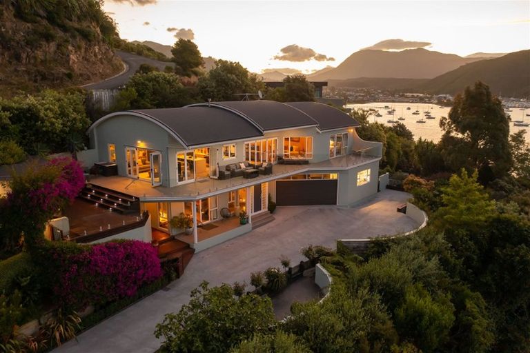 Photo of property in 2 Marina View Estate, Waikawa, Picton, 7281