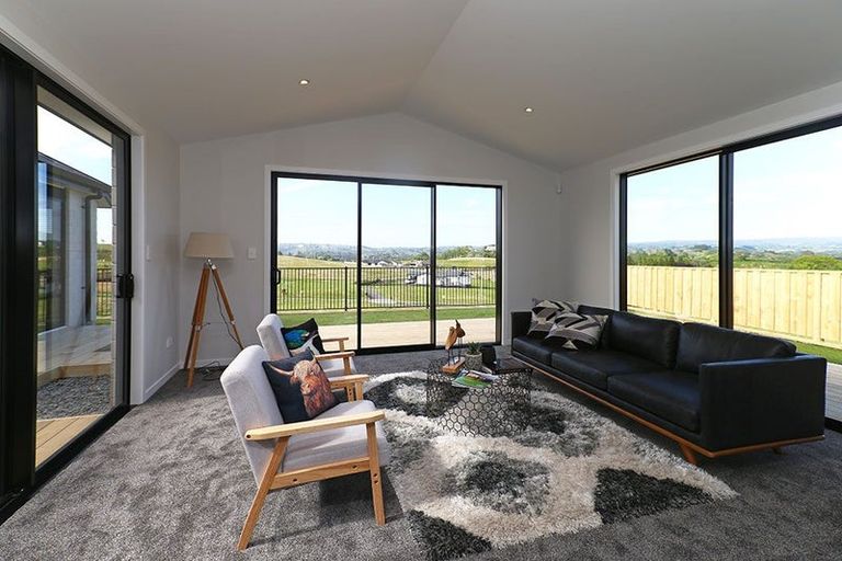 Photo of property in 158 Hellyer Road, Kaukapakapa, 0873