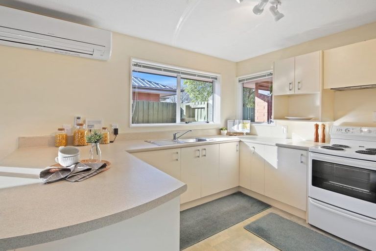 Photo of property in 2/5 Wychbury Street, Spreydon, Christchurch, 8024