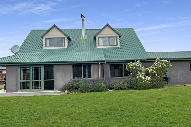 Photo of property in 6 Irishman Drive, Twizel, 7901