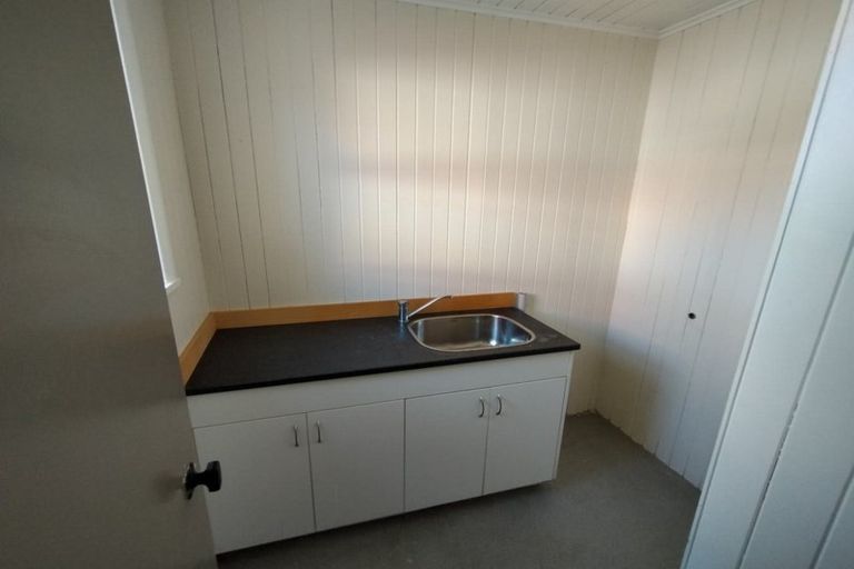 Photo of property in 5 Owen Street, Gonville, Whanganui, 4501