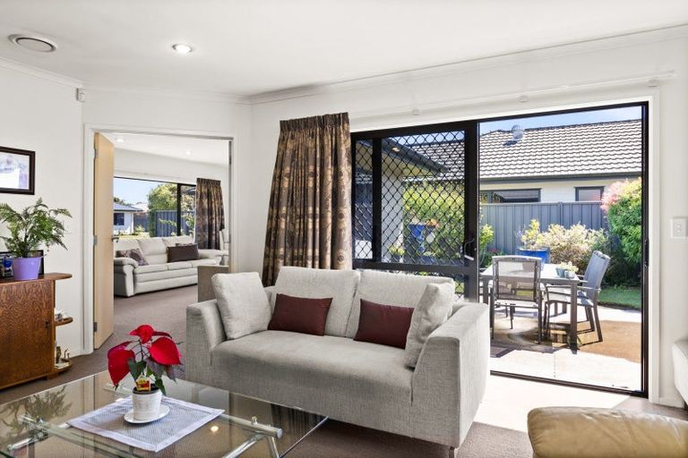 Photo of property in 21 Mcnaughton Place, Onekawa, Napier, 4110