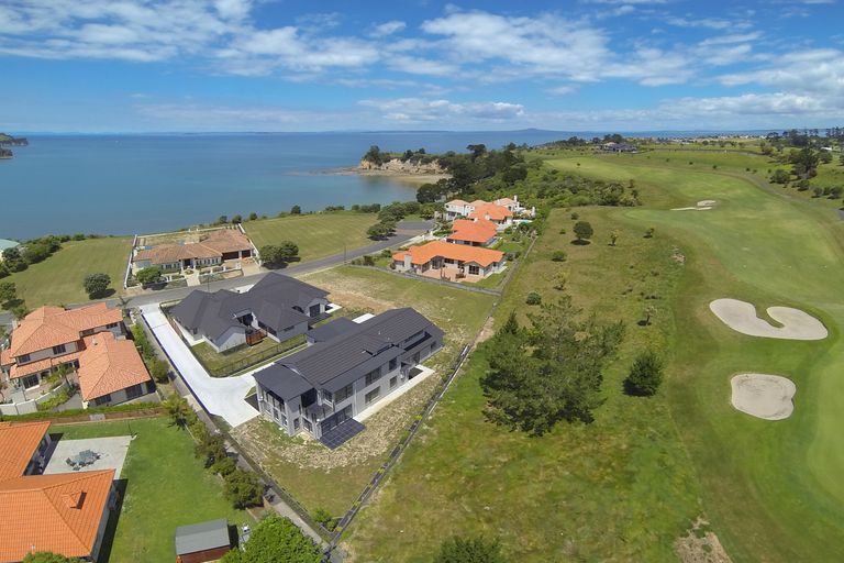 Photo of property in 76 Island View Drive, Gulf Harbour, Whangaparaoa, 0930